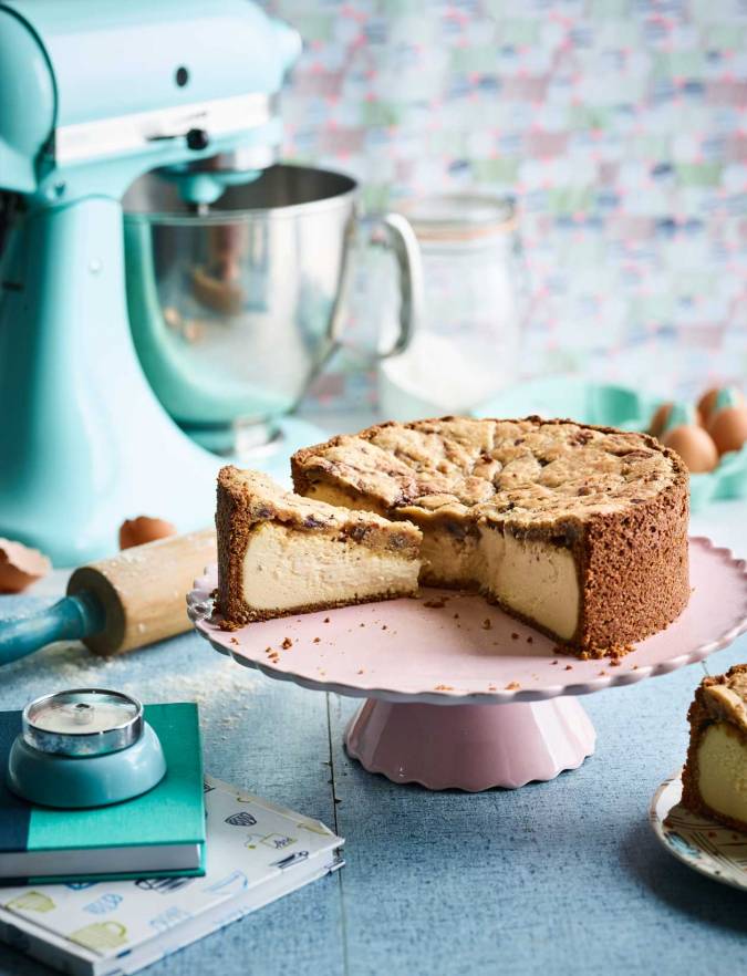 Recipe: Cookie-topped cheesecake pie