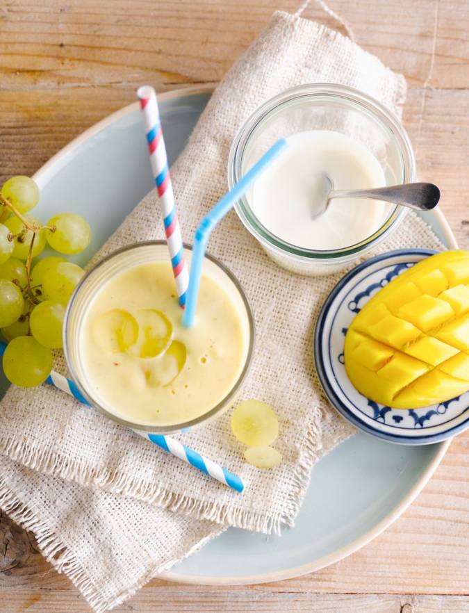Recipe: The yellow looks plain grape on you smoothie