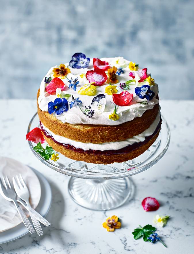 Recipe: Rose-scented cake with crystallised flowers
