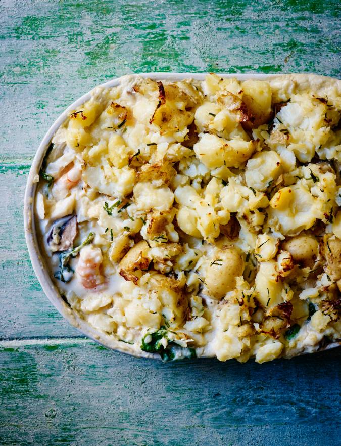 Recipe: Florentine fish pie with smashed potato and chives