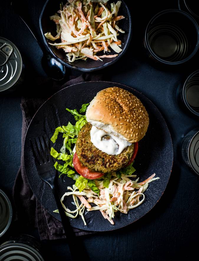 Recipe: Falafel burgers with tahini coleslaw