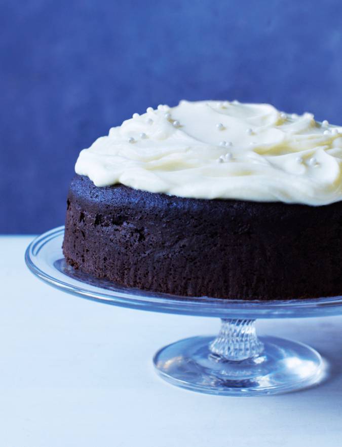 Recipe: Mulled red wine and chocolate cake