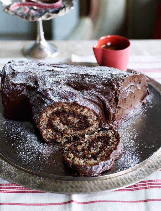 Recipe: Pecan yule log with caramel sauce
