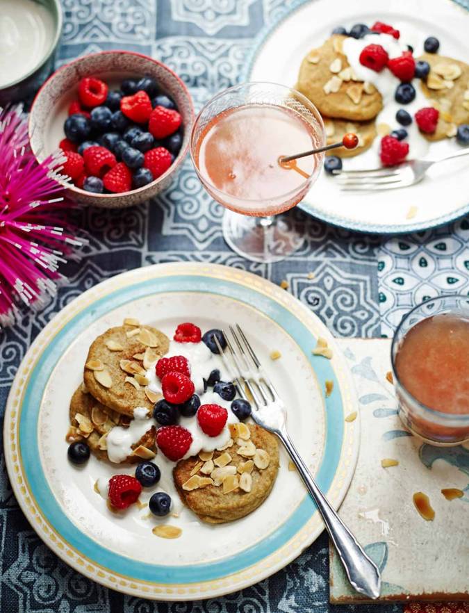 Recipe: Almond banana pancakes with vanilla yogurt and berries
