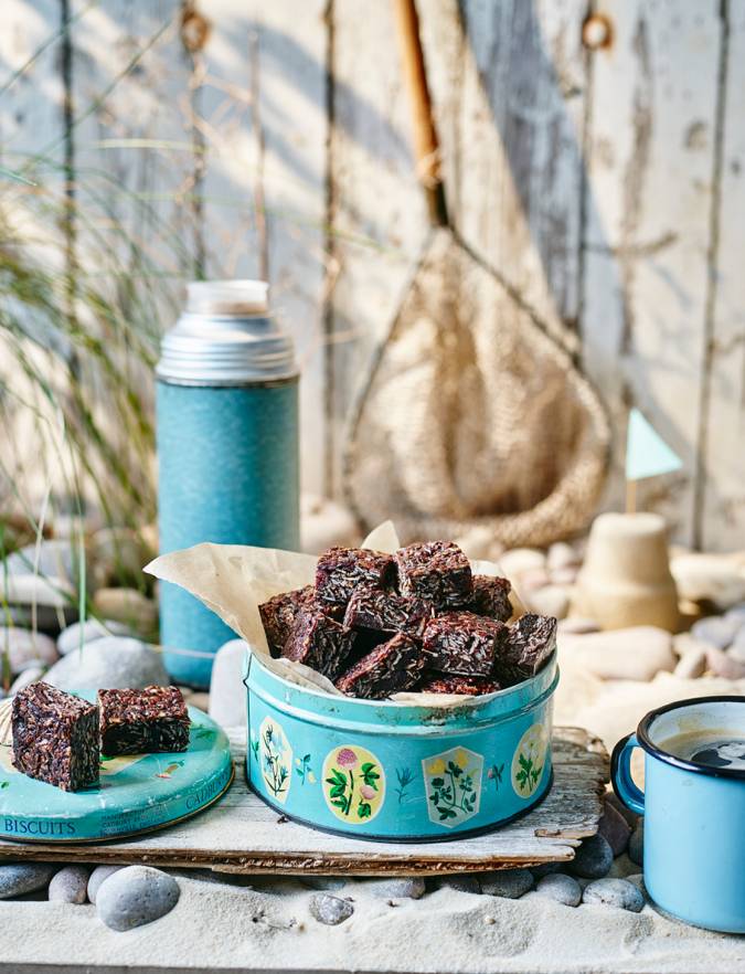 Recipe: Chewy chocolate and cherry flapjacks