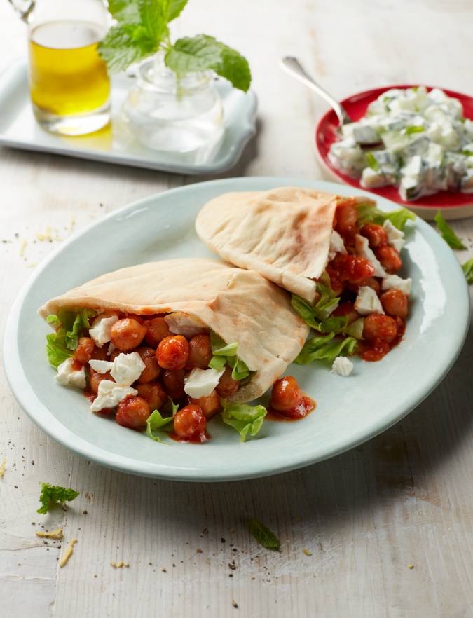 Recipe: Greek meze pitta pockets