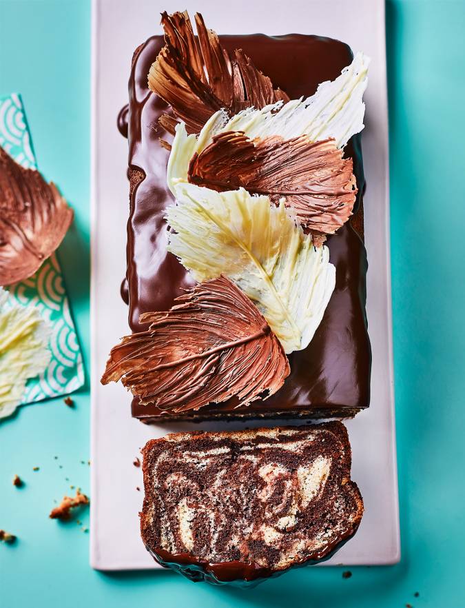 Recipe: Marbled chocolate feather cake