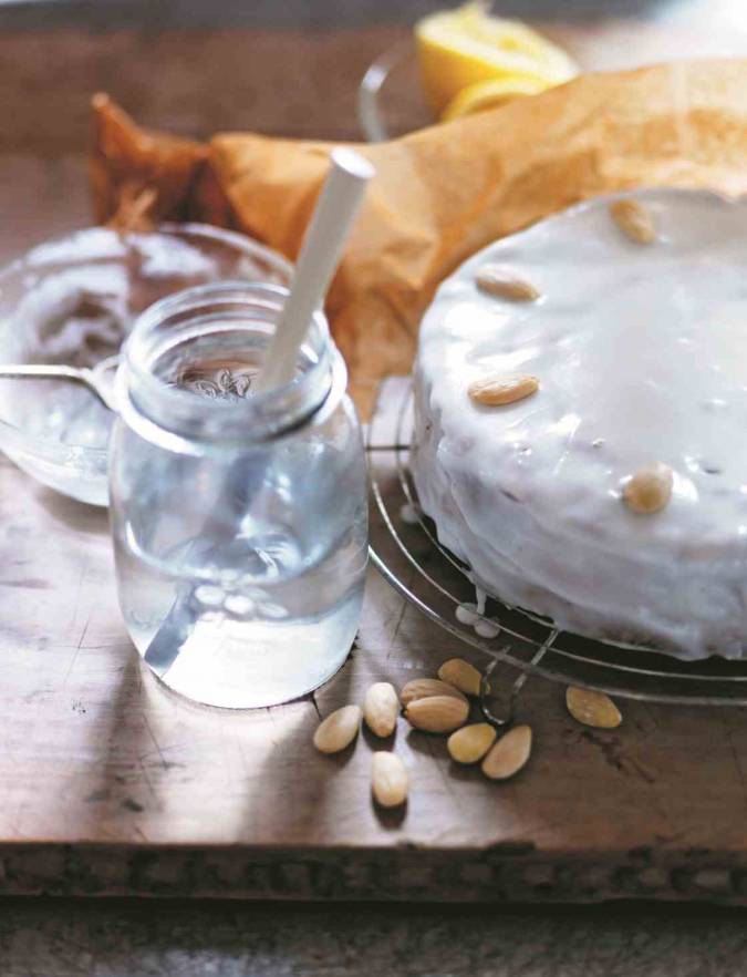 Recipe: Carrot and cardamom cake