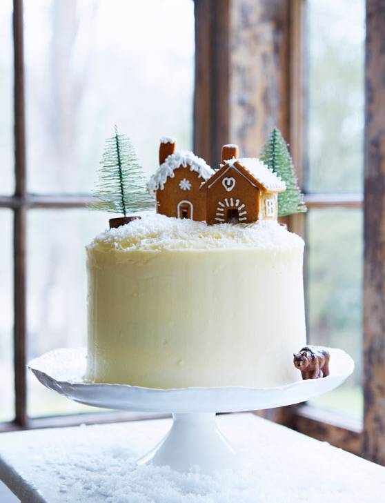 Recipe: Gingerbread layer cake with maple icing