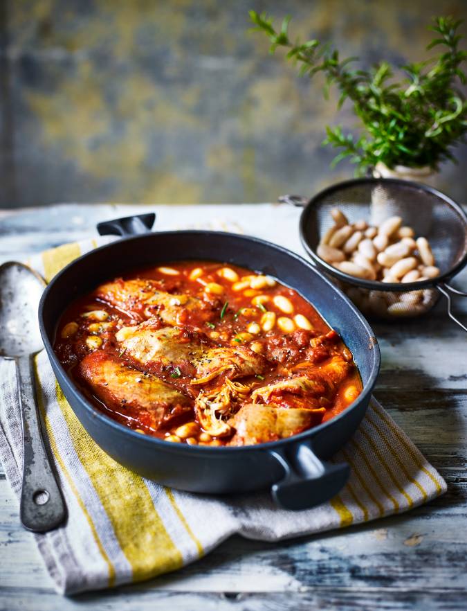 Recipe: Leaner chicken cacciatore with cannellini beans and rosemary