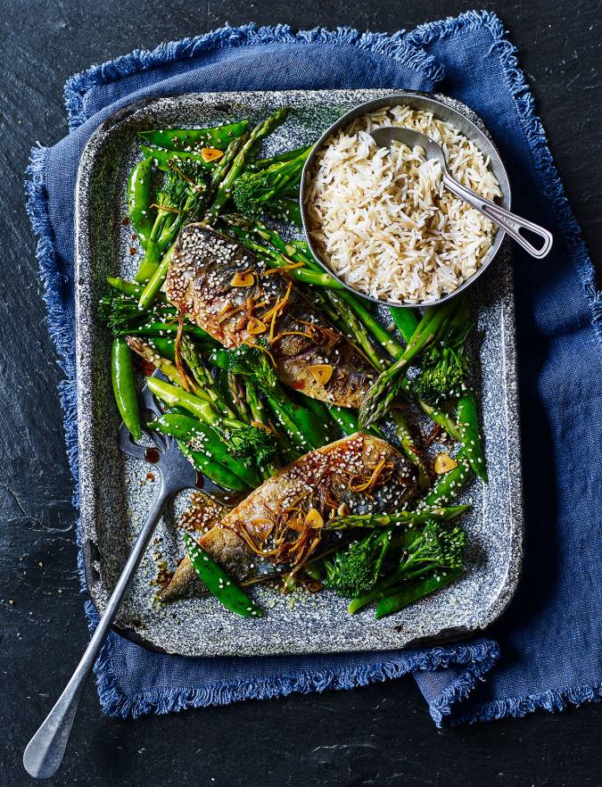 Recipe: Traybaked teriyaki mackerel with greens