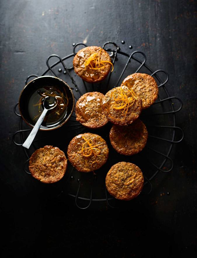 Recipe: Mini carrot and orange cakes with rum drizzle