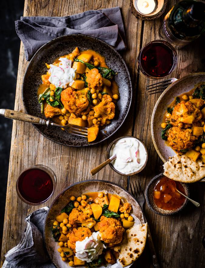 Recipe: Aromatic veggie curry with radish raita
