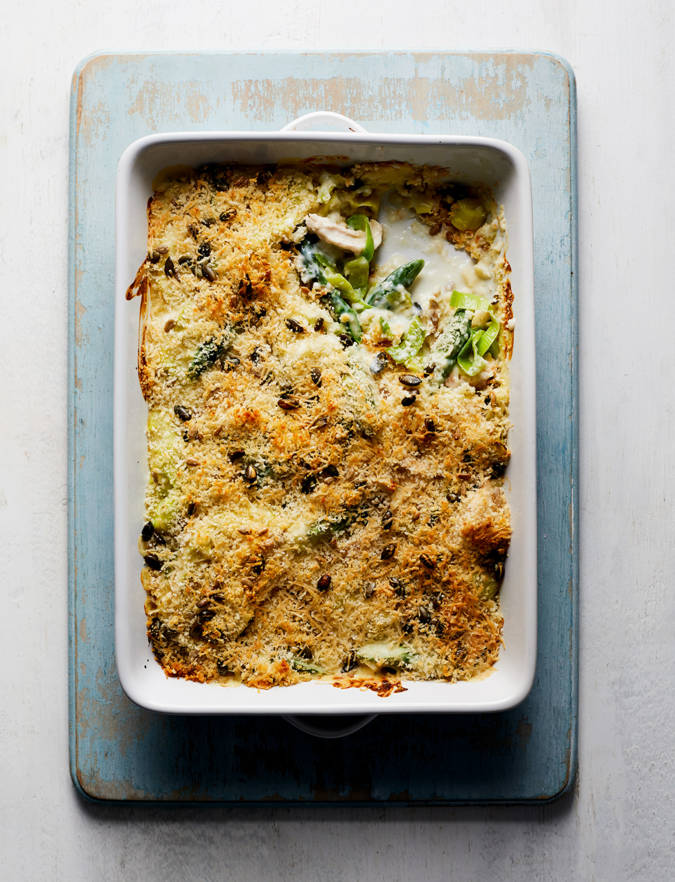 Recipe: Chicken, leek and asparagus crumble