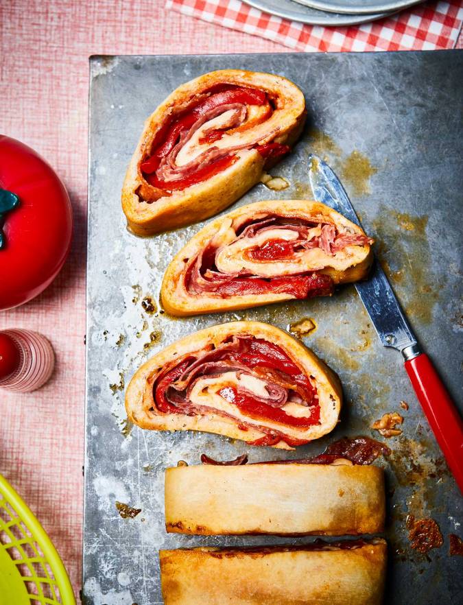 Recipe: ‘Meat feast’ pizza roll