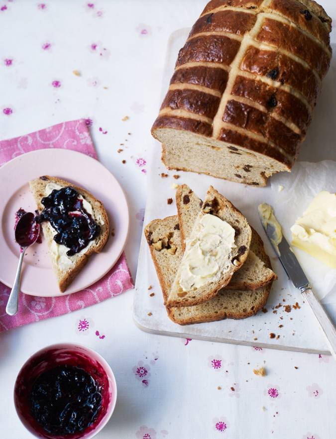 Recipe: Sticky hot cross brioche loaf