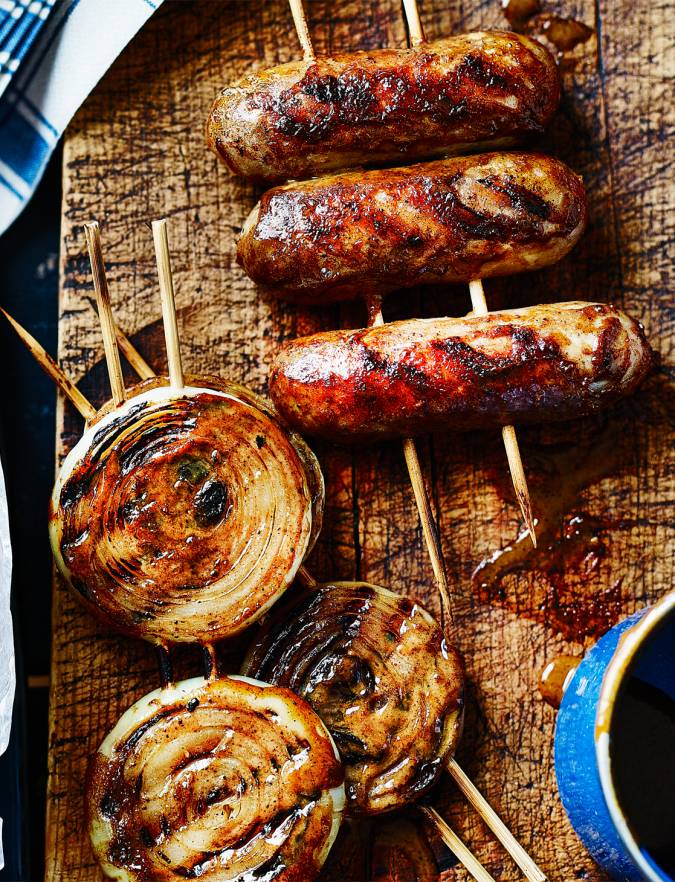 /Sausages-and-onion-rings1120.jpg