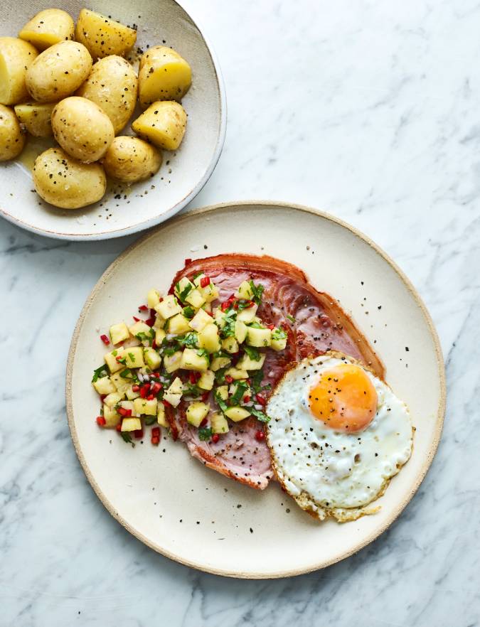 Recipe: Gammon and egg with salsa