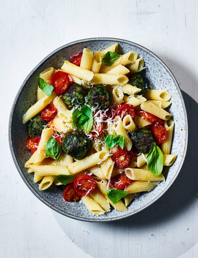 Recipe: Pasta with roasted spinach polpette and tomatoes