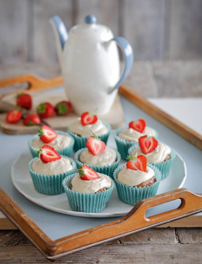 Recipe: Strawberry and cream cupcakes
