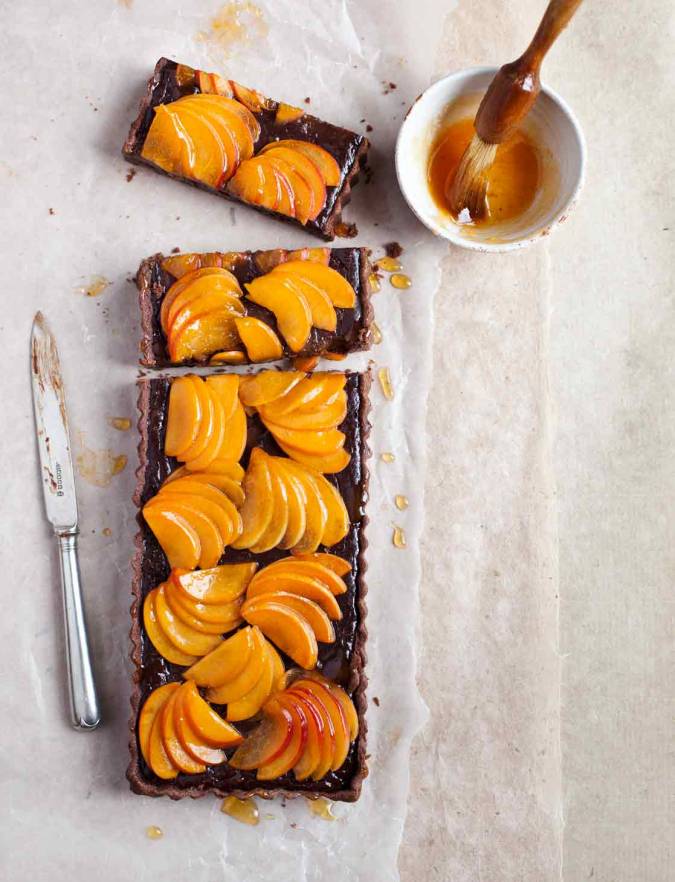 Recipe: Apricot and bitter chocolate tart