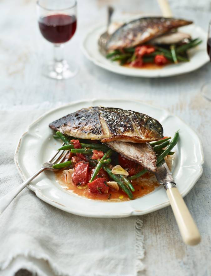 Recipe: Mackerel with garlicky beans