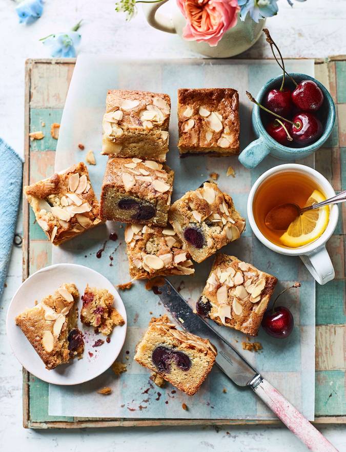 Recipe: Cherry Bakewell blondies