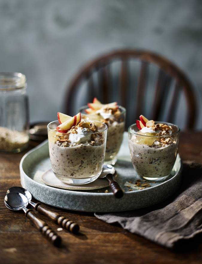 Recipe: Apple crumble overnight oats
