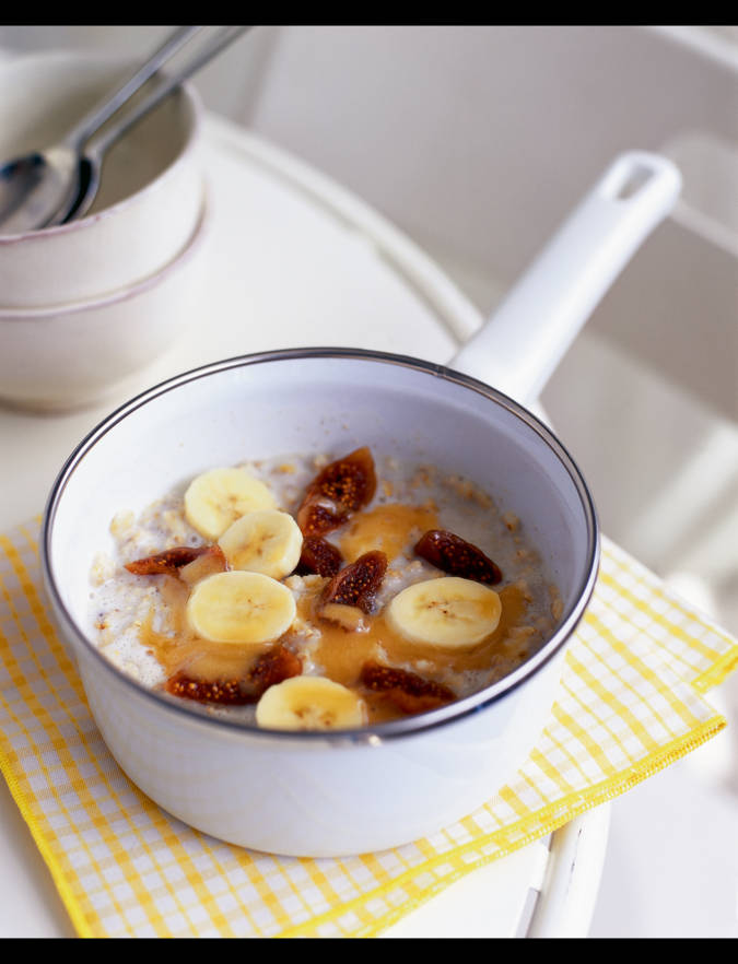 Recipe: Porridge with figs, banana and manuka honey