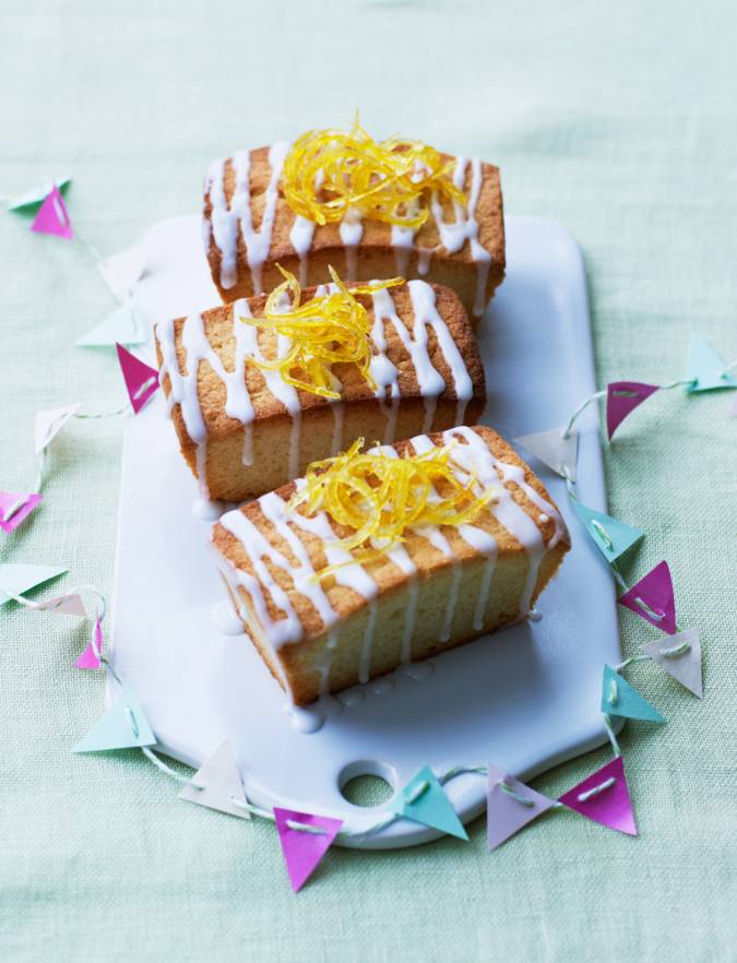 Recipe: Mini lemon and coconut cakes