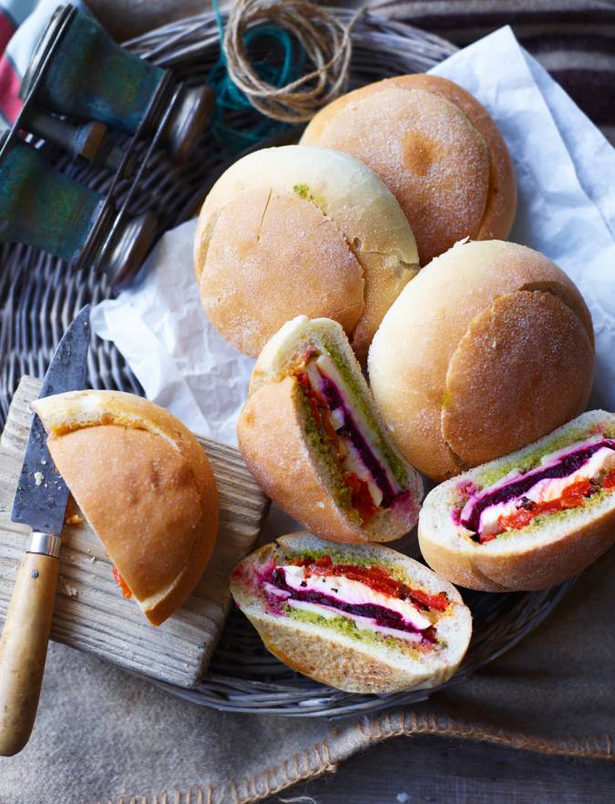Recipe: Vegetable-stuffed picnic rolls