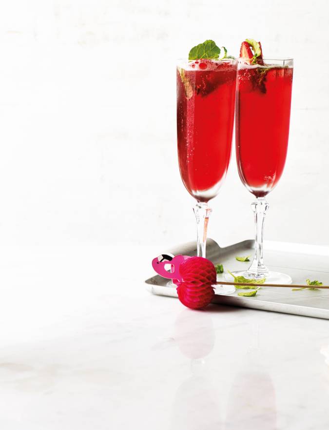 Recipe: Strawberry mint mimosa