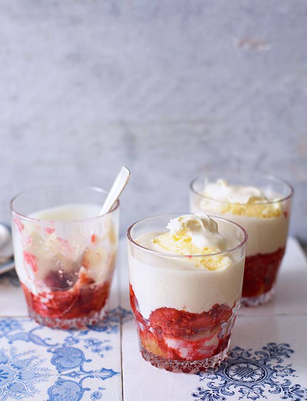 Recipe: Scones and clotted cream trifle pots