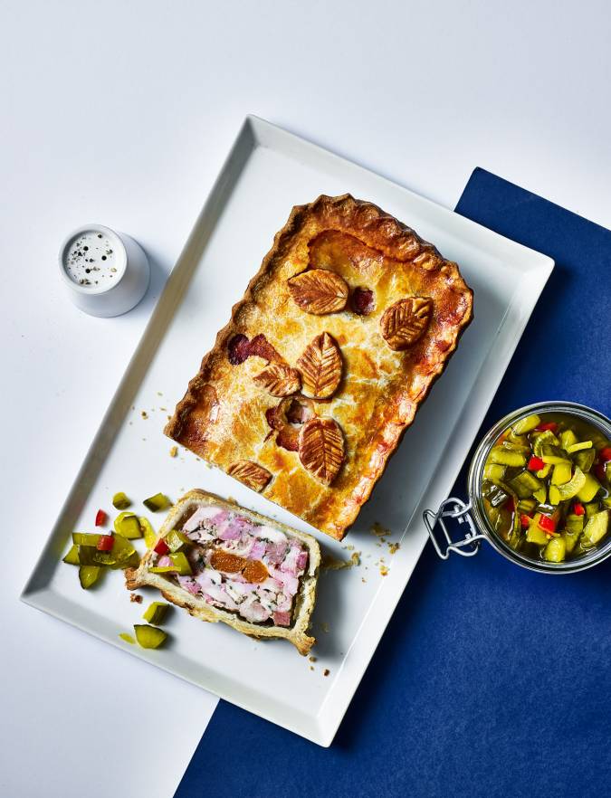Recipe: Chicken, smoked ham and apricot pie