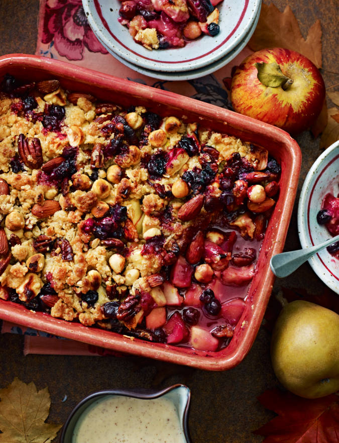 Recipe: Apple and blackberry jumblenut crumble