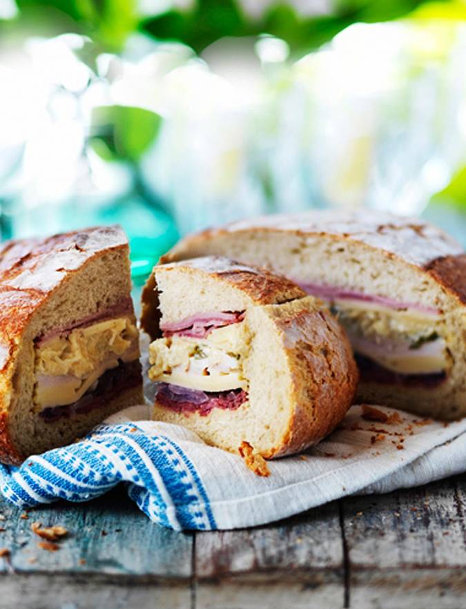 Recipe: Reuben-style picnic loaf