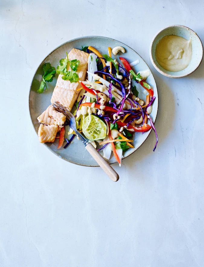 Recipe: Salmon fillet with Asian slaw