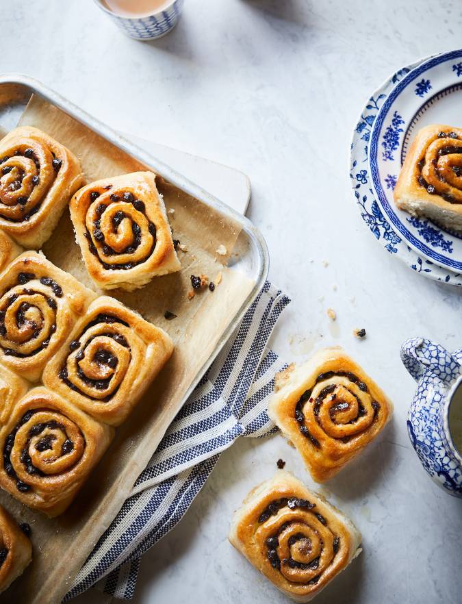 Recipe: Classic Chelsea buns