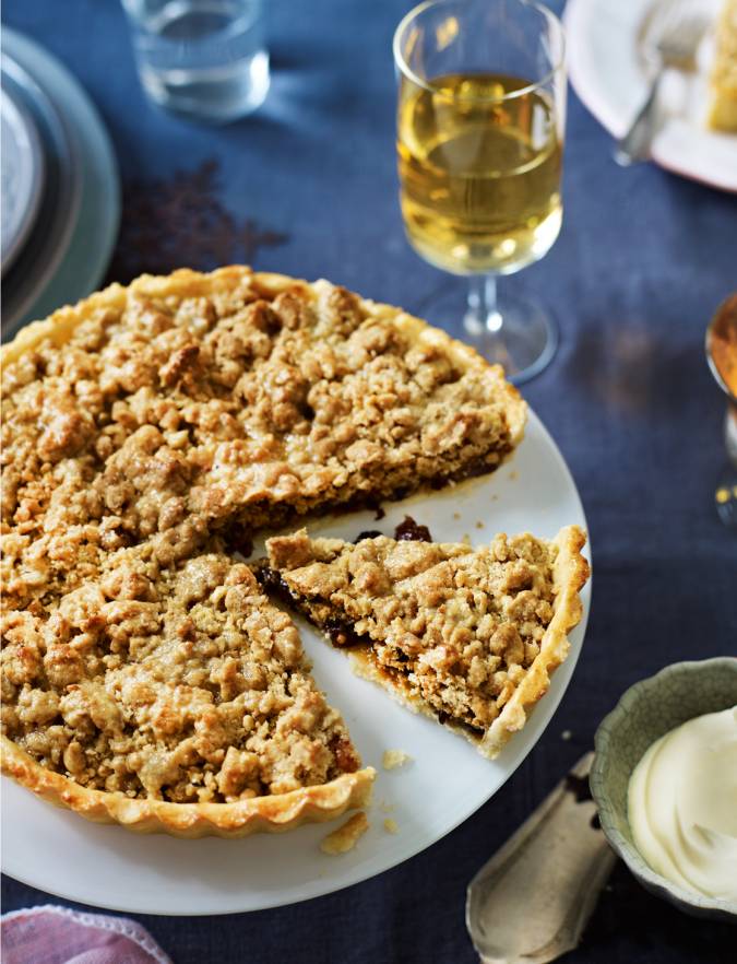 Recipe: Gluten-free mincemeat streusel tart