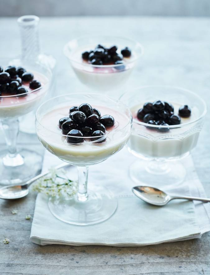 Elderflower panna cotta with glazed blueberries recipe | Sainsbury's ...