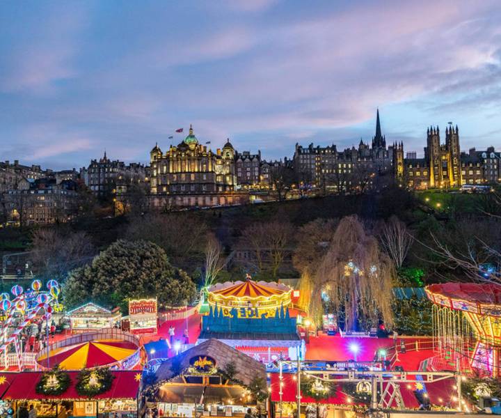 Christmas market staycation: Edinburgh