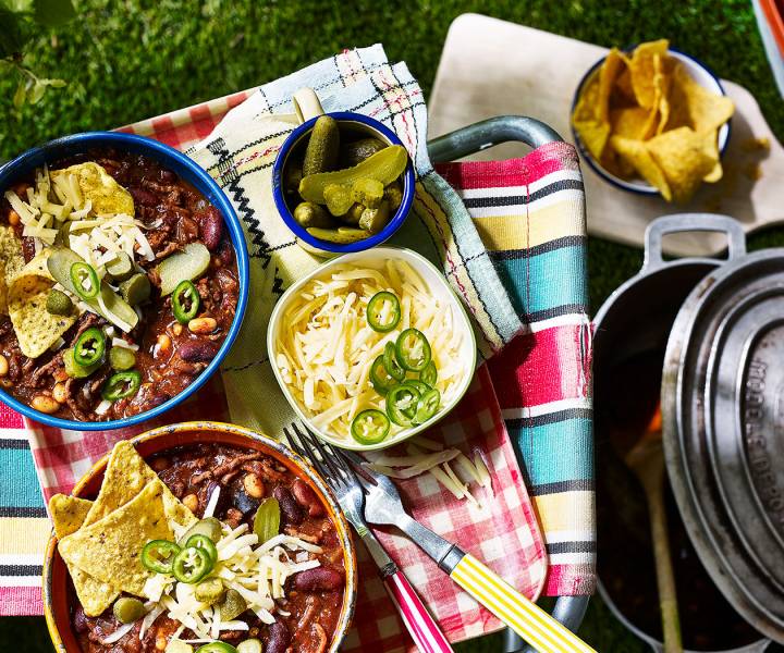 Alfresco April: Easy spring suppers that all serve six