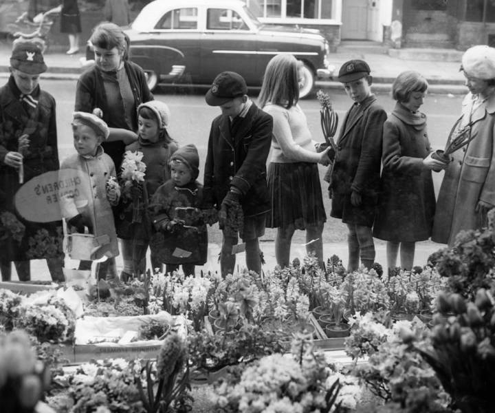 8 fascinating facts about Mothering Sunday