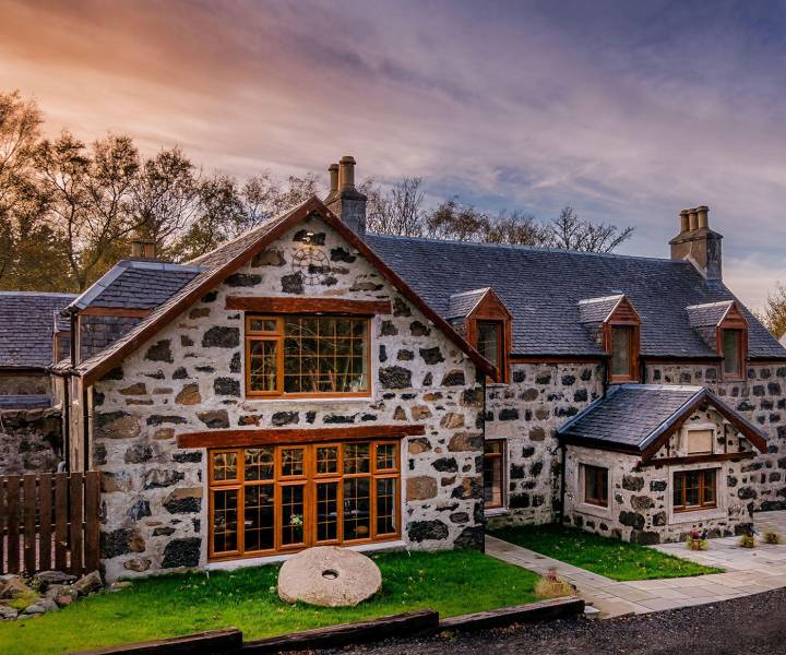 Win a dinner and overnight stay at Edinbane Lodge on the Isle of Skye