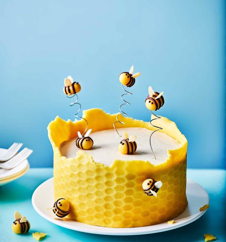 Honeycomb cake