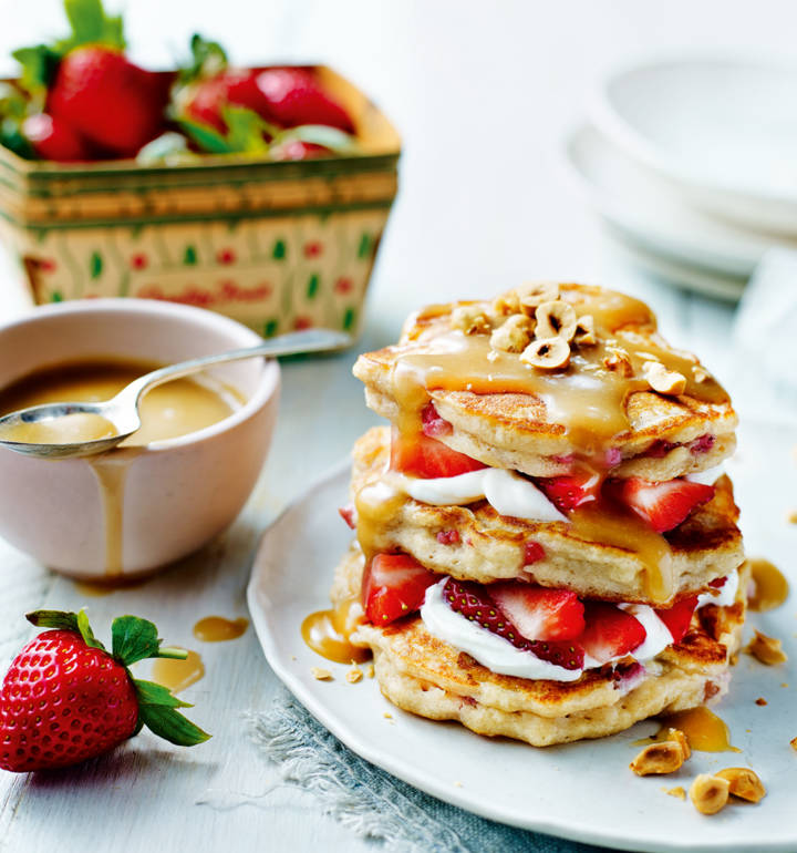 Strawberry ricotta pancakes with salted caramel sauce