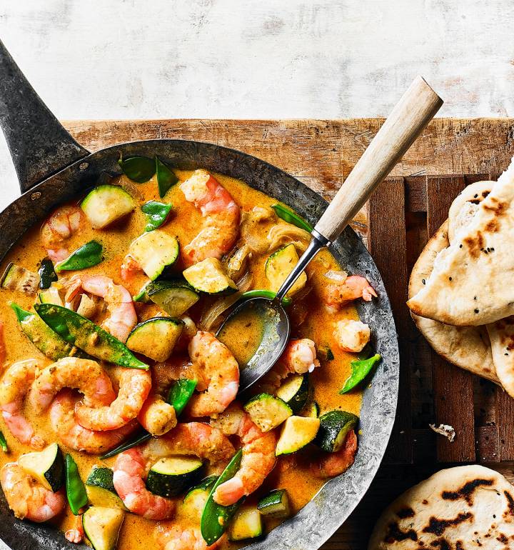 Speedy coconut prawns
