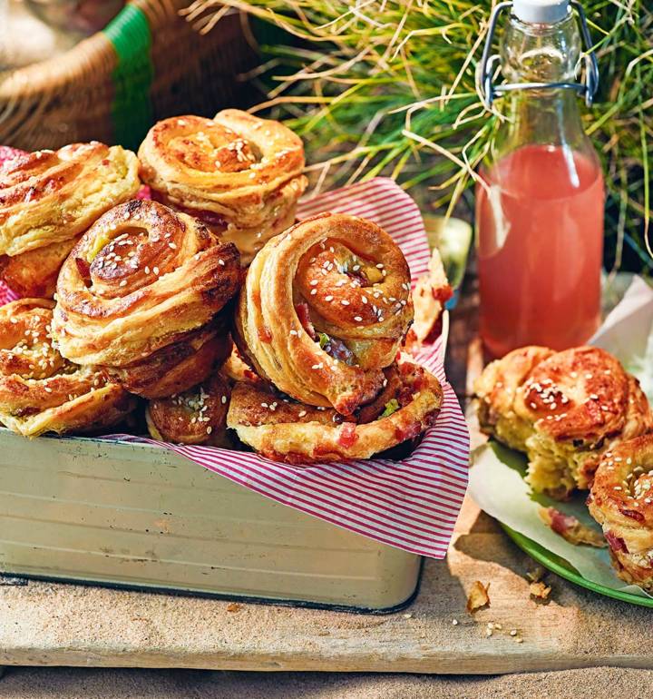 Ham and cheese cruffins