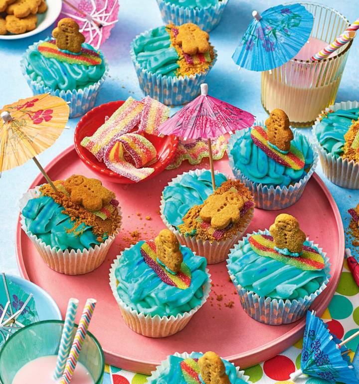 Beach bum cupcakes