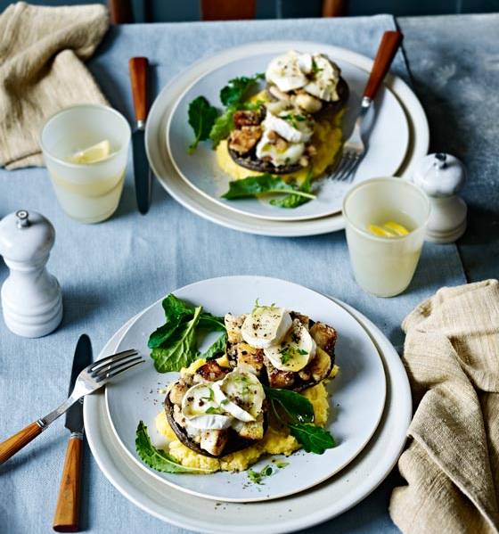 Stuffed mushrooms with goats’ cheese and creamy polenta
